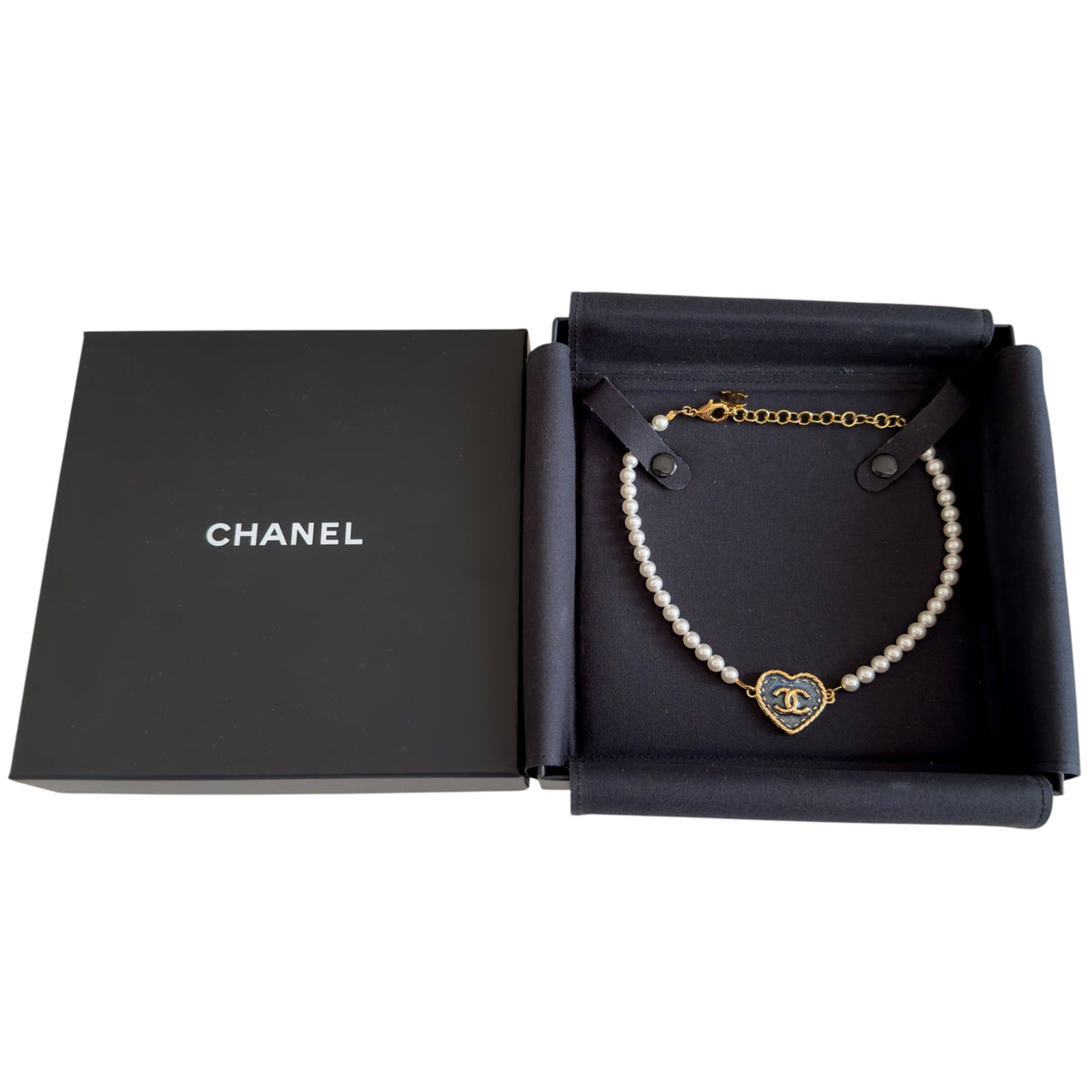CHANEL *罕有* CC 牛仔愛心💗 珠珠 短頸鏈