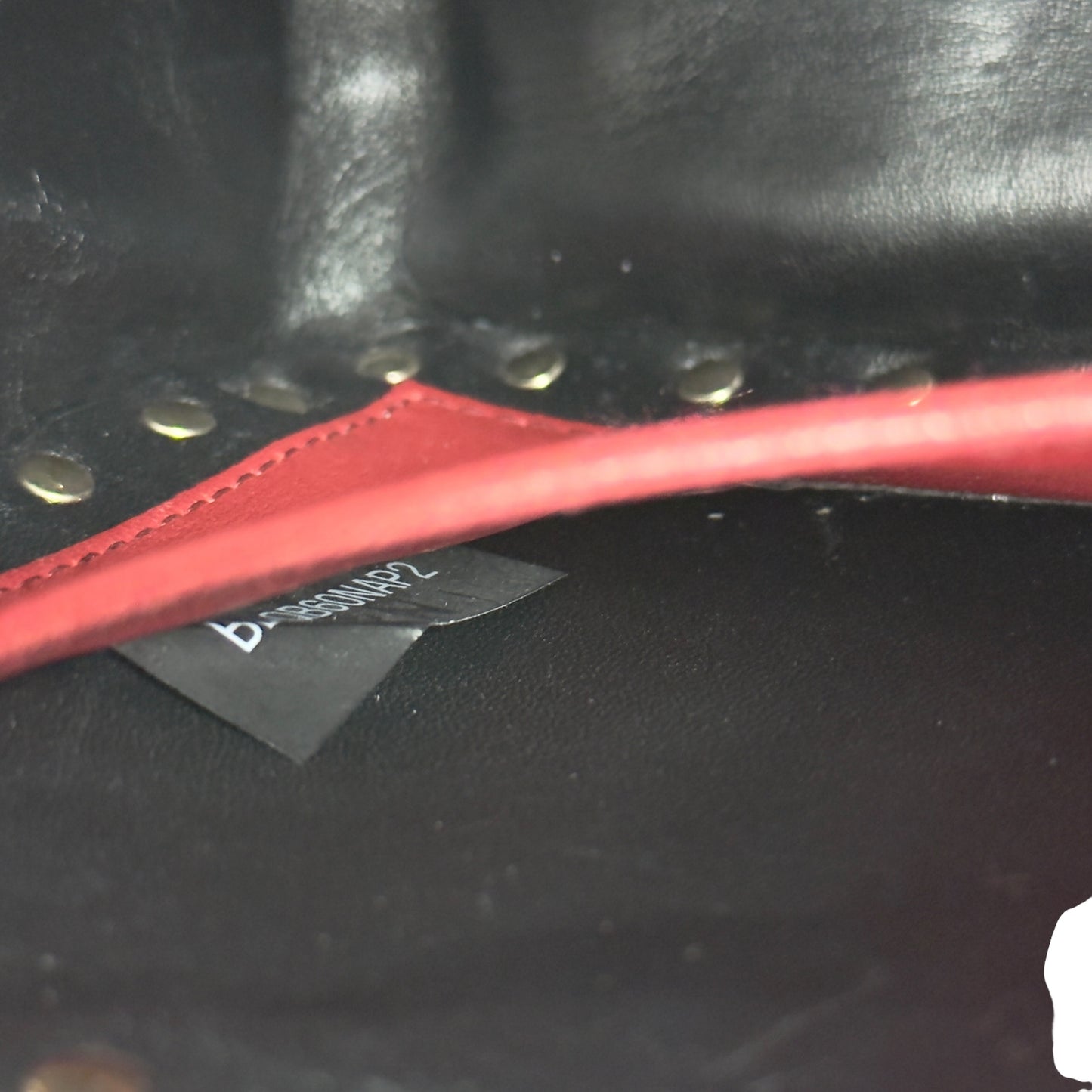 VALENTINO Rockstud 鍋釘 斜揹袋