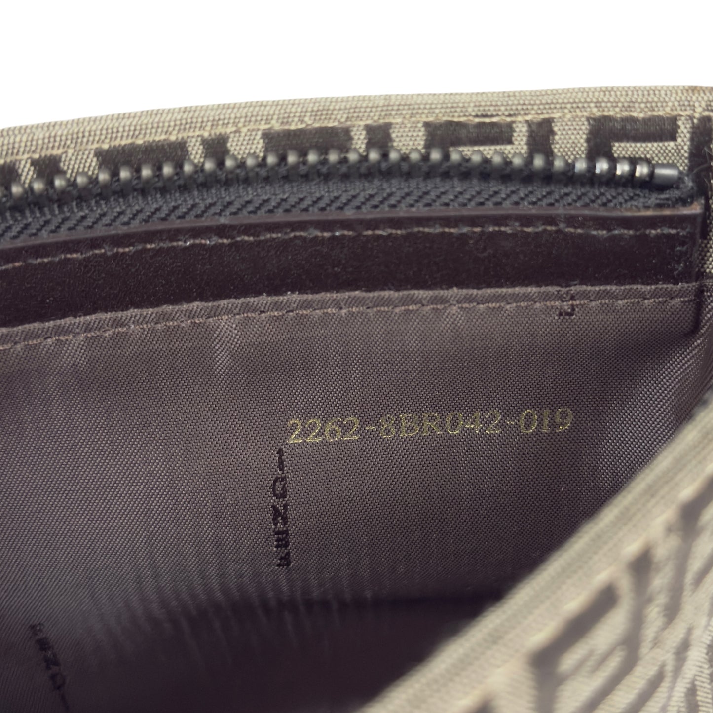 FENDI FF 肩背包
