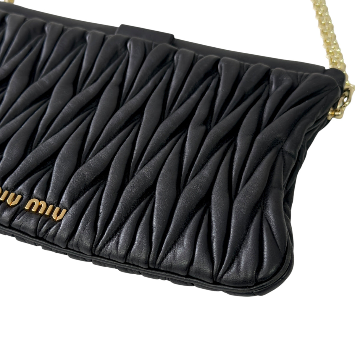 MIU MIU *自加鏈＞送無品牌扣＋無品牌鏈帶* Matelassé 皺摺 肩背包
