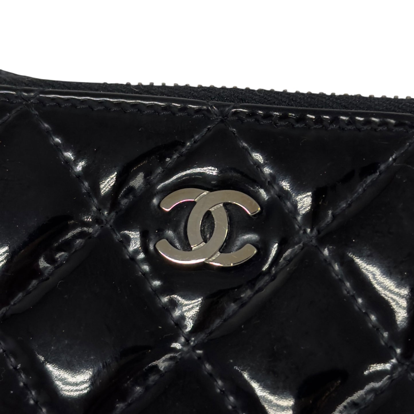 CHANEL CC 漆皮 拉鏈小包