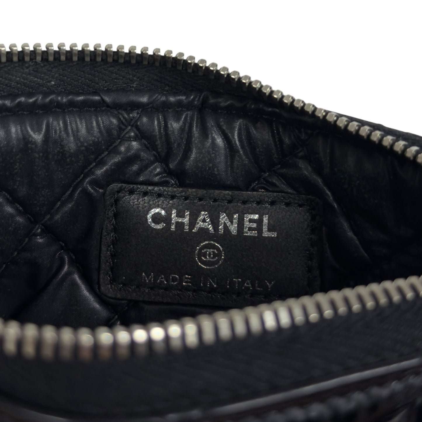 CHANEL CC 漆皮 拉鏈小包