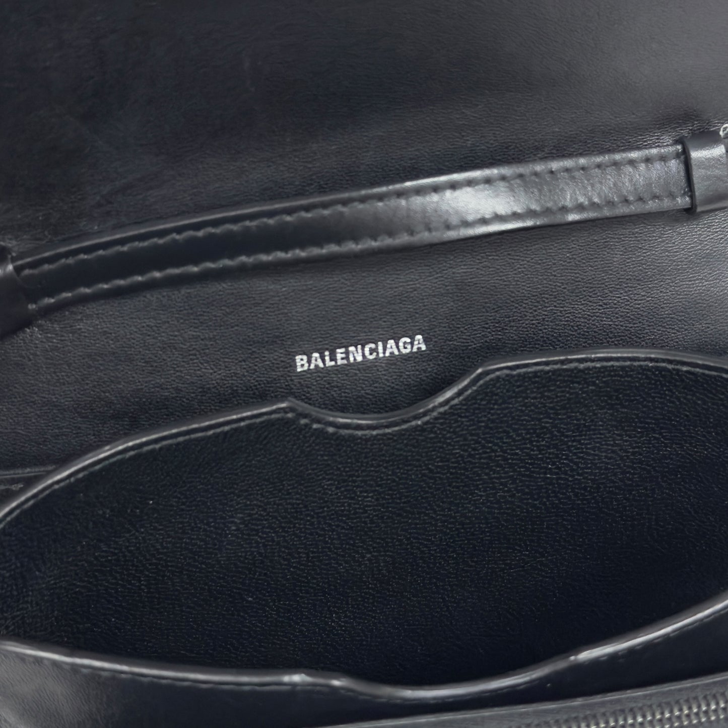BALENCIAGA The B 斜揹袋