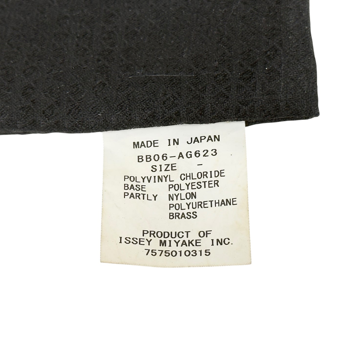 ISSEY MIYAKE BaoBao 啞面 肩背包