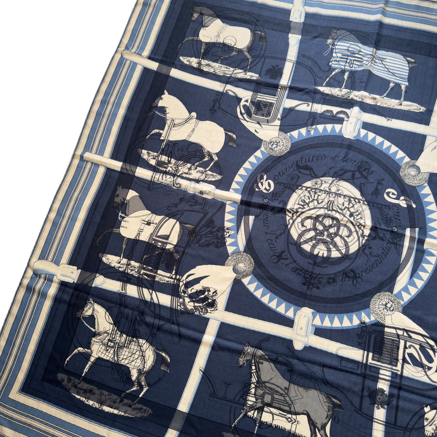 HERMES Couvertures et Tenues de Jour shawl 140 羊絨 圍巾