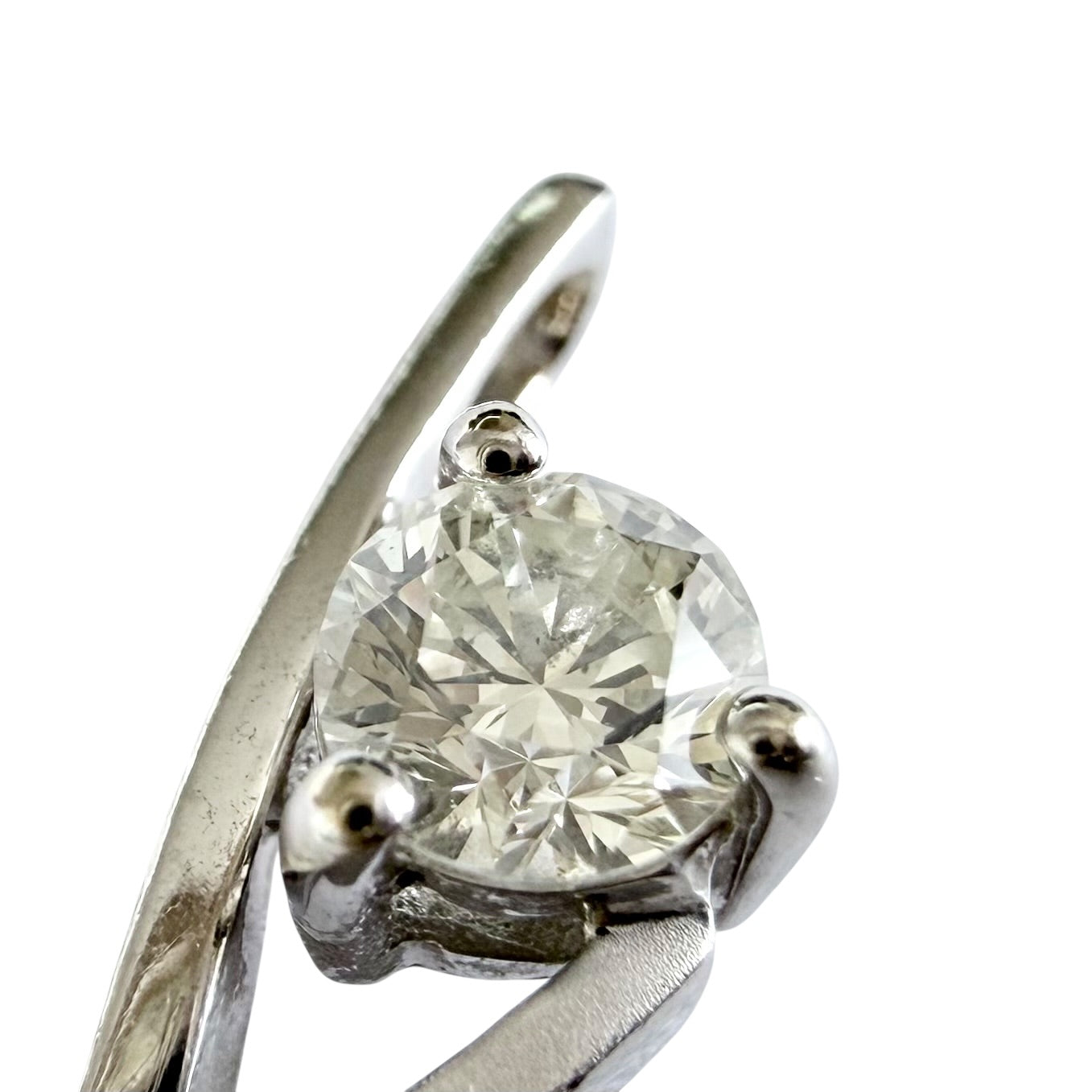 周大福 19分鑽石💎 18K白金 吊咀 *送無品牌頸鏈*