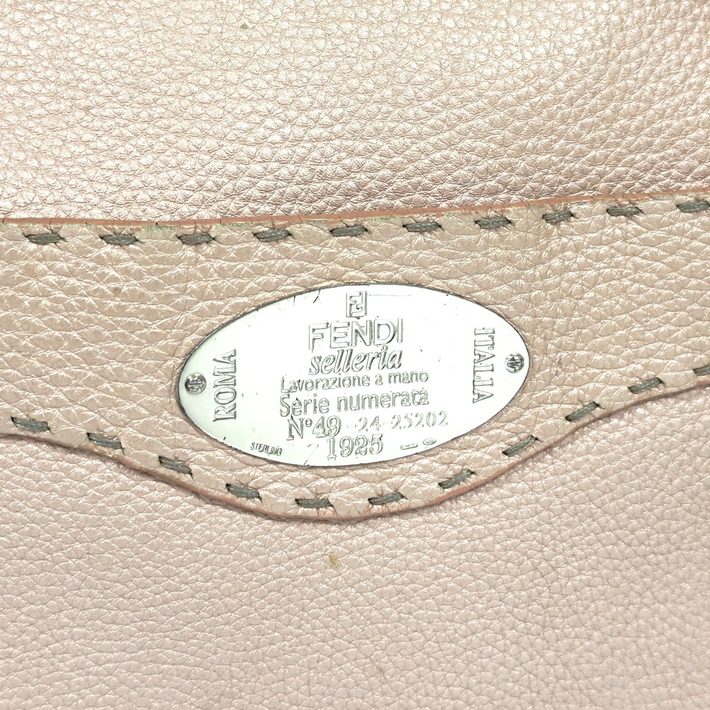 FENDI Selleria 斜揹袋
