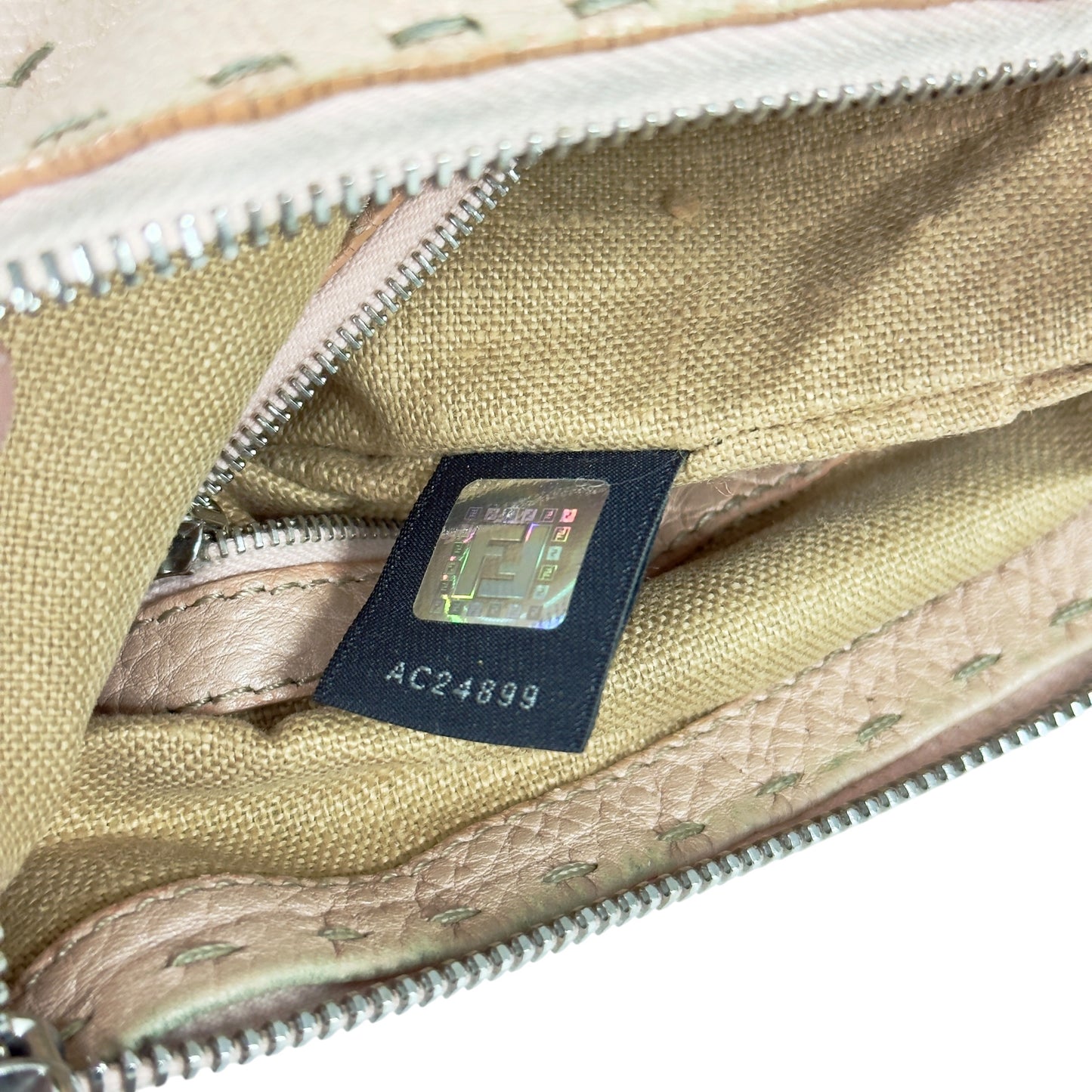 FENDI Selleria 斜揹袋