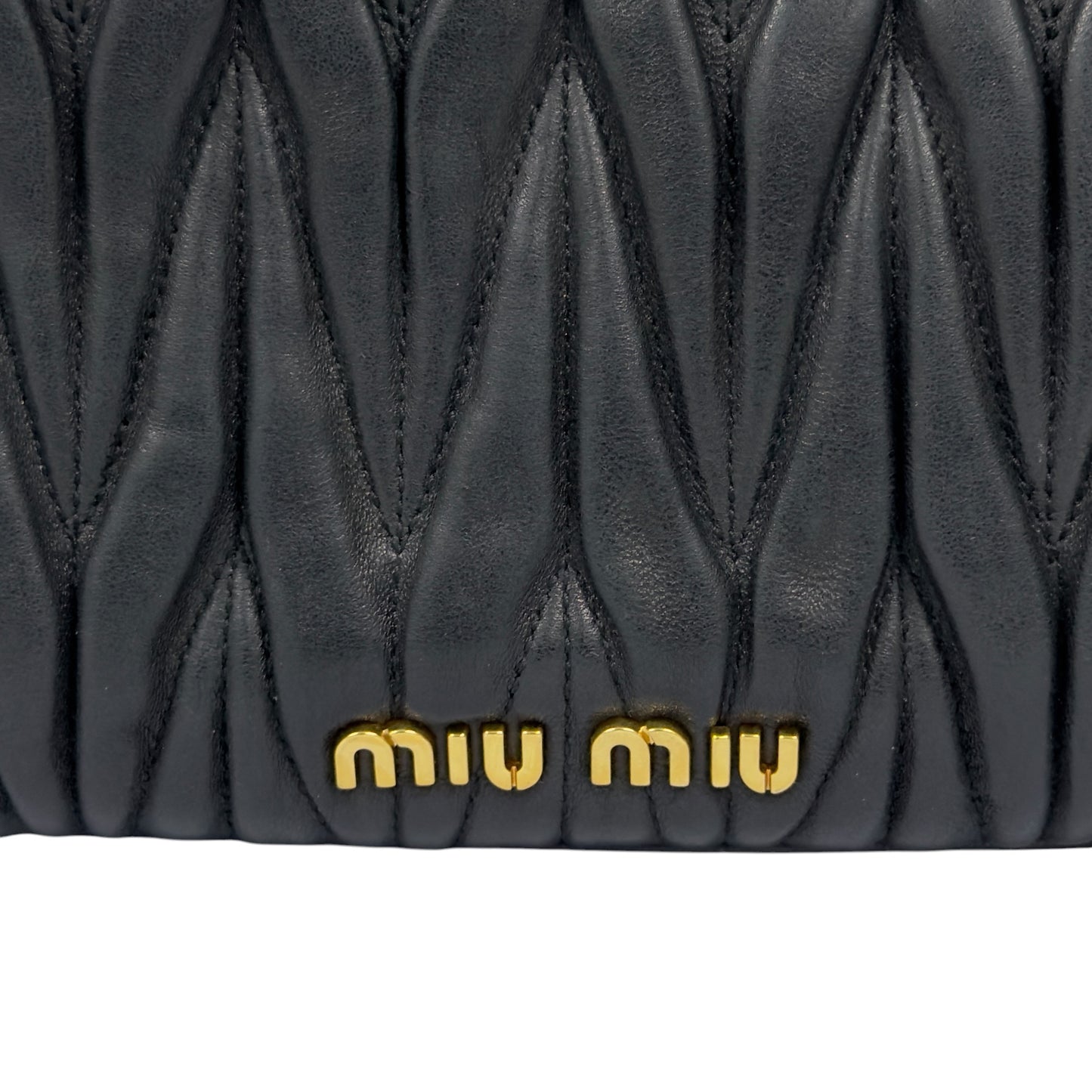MIU MIU *自加鏈＞送無品牌扣＋無品牌鏈帶* Matelassé 皺摺 肩背包