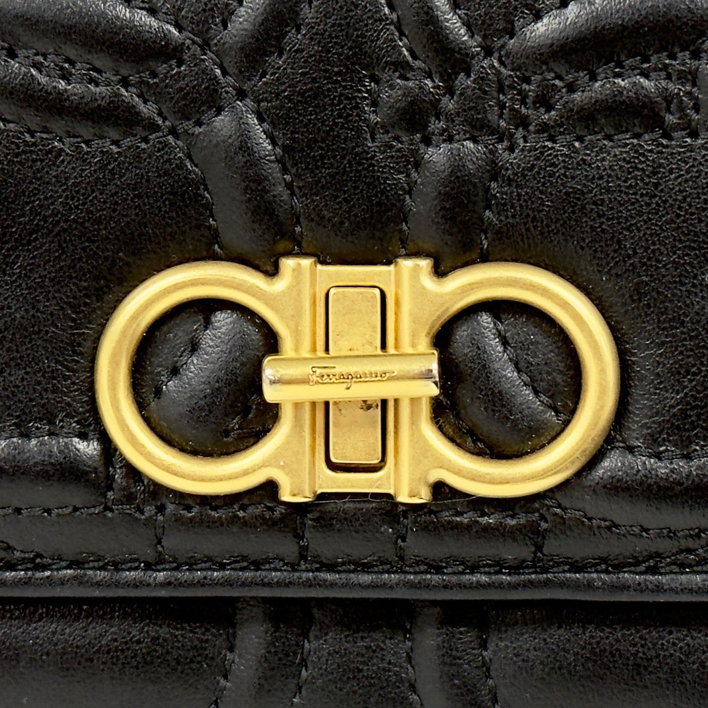 SALVATORE FERRAGAMO 短銀包