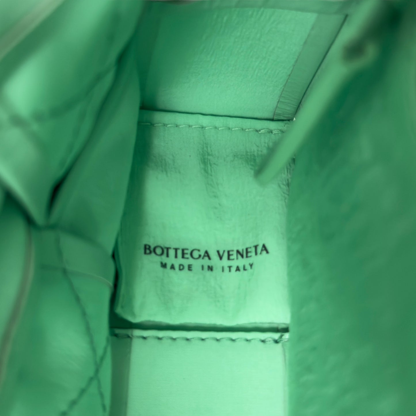 BOTTEGA VENETA Cassette 斜揹袋