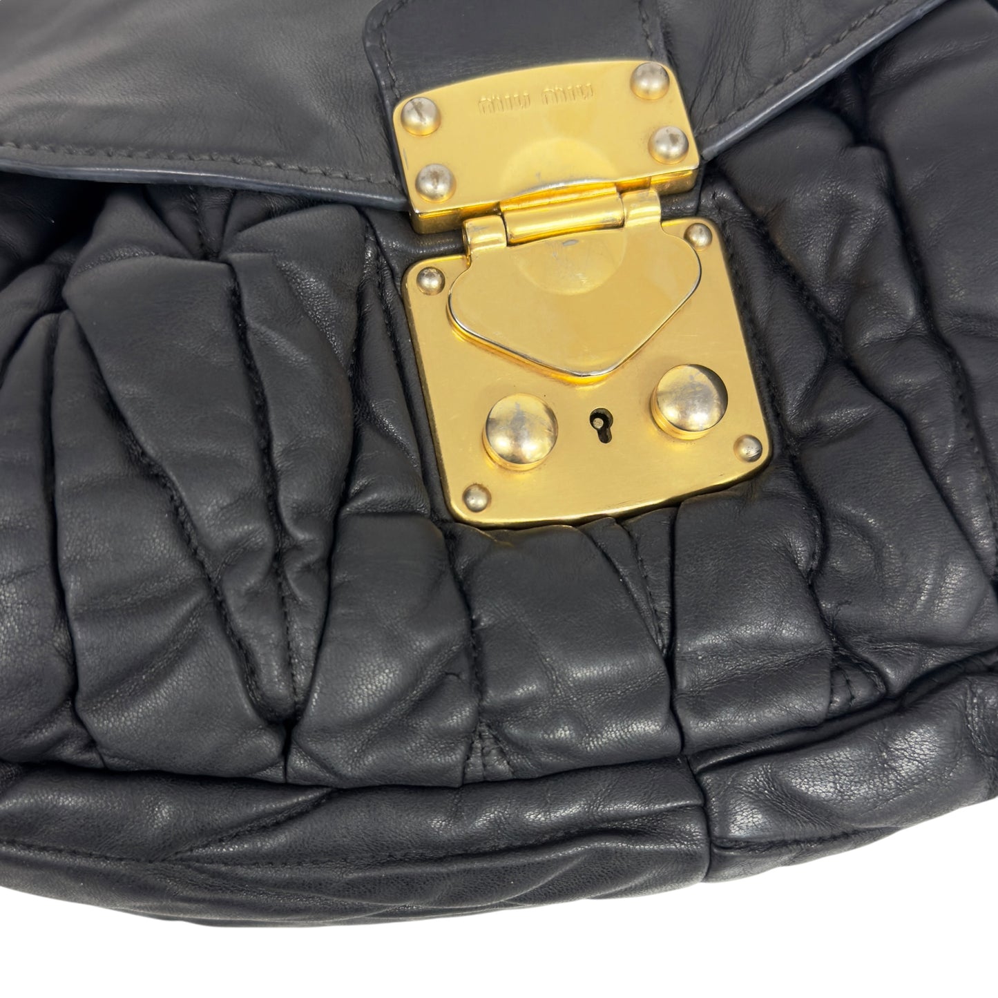 MIU MIU Matelassé 皺摺 2用袋
