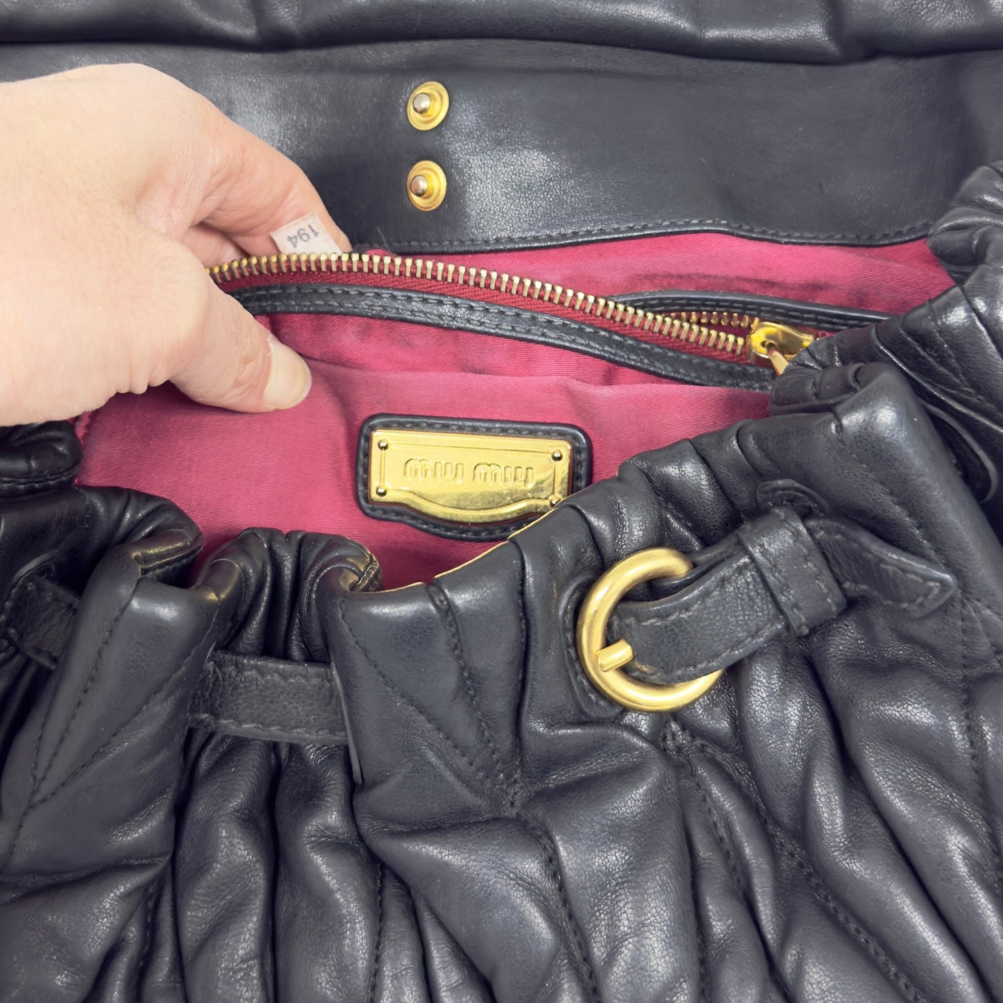 MIU MIU Matelassé 皺摺 2用袋