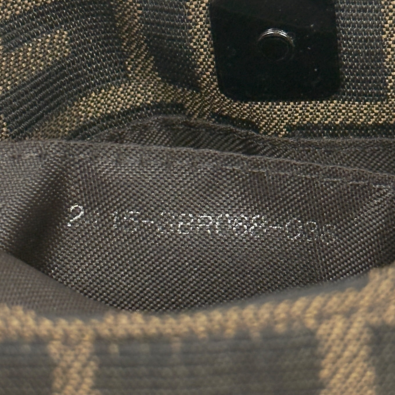 FENDI FF 肩背包