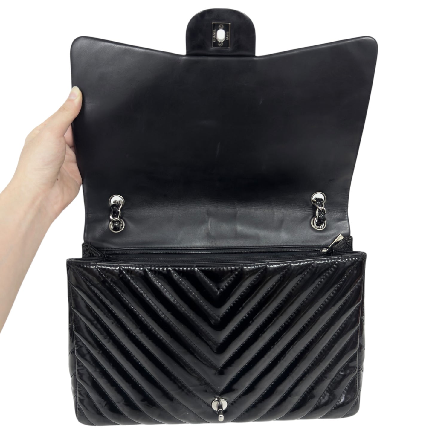CHANEL Maxi 漆皮 特大號經典款 鏈條包