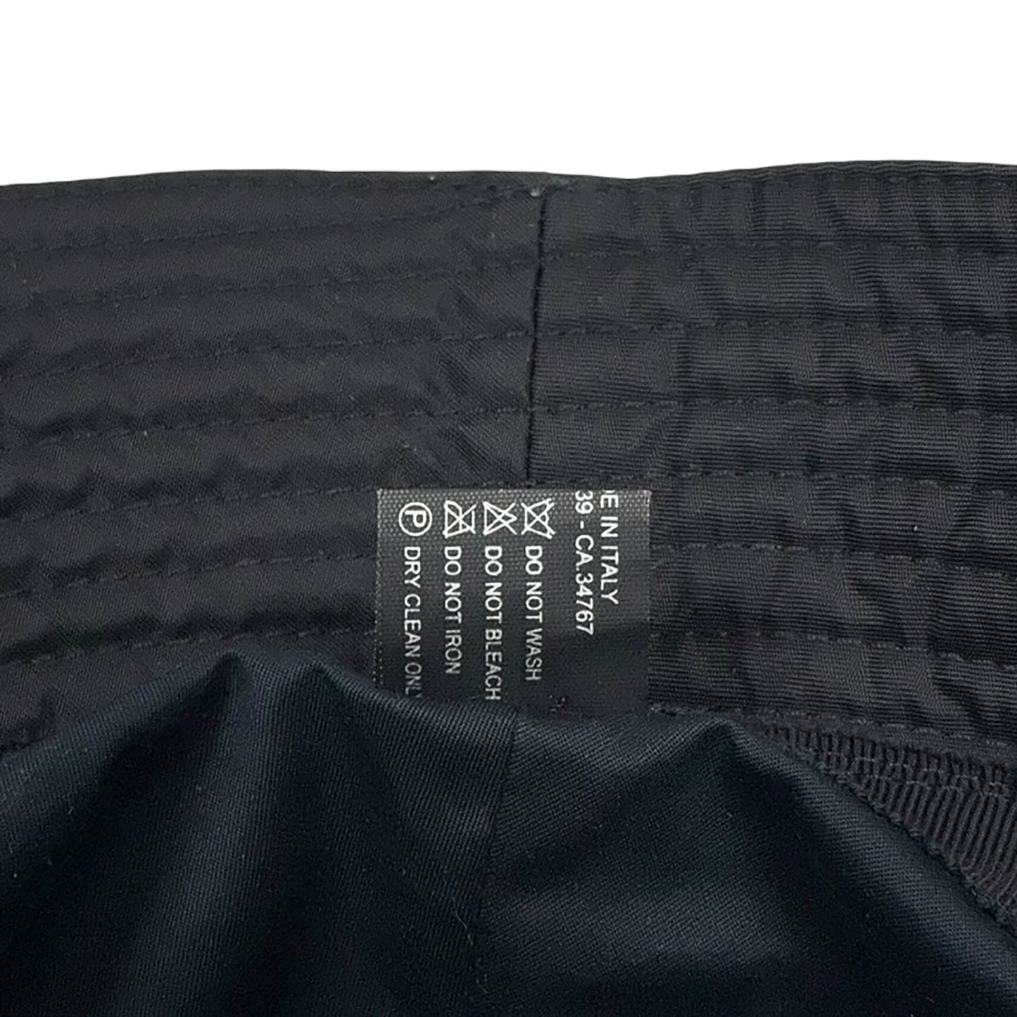 PRADA 三角標 漁夫帽