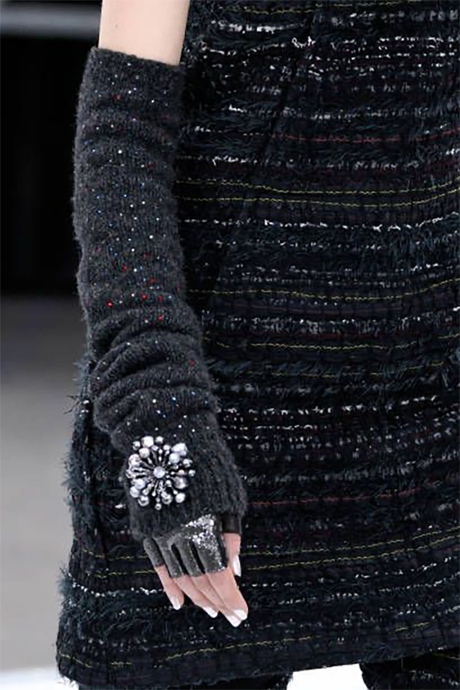 CHANEL *秀款* 水鑽 袖套