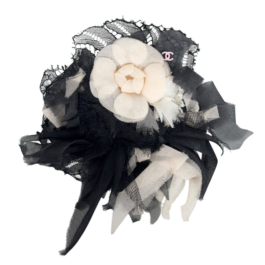 CHANEL CC 山茶花 胸針