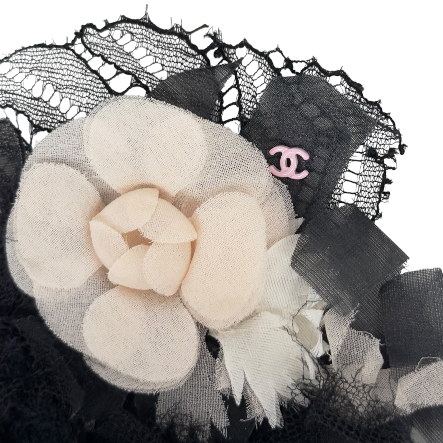 CHANEL CC 山茶花 胸針