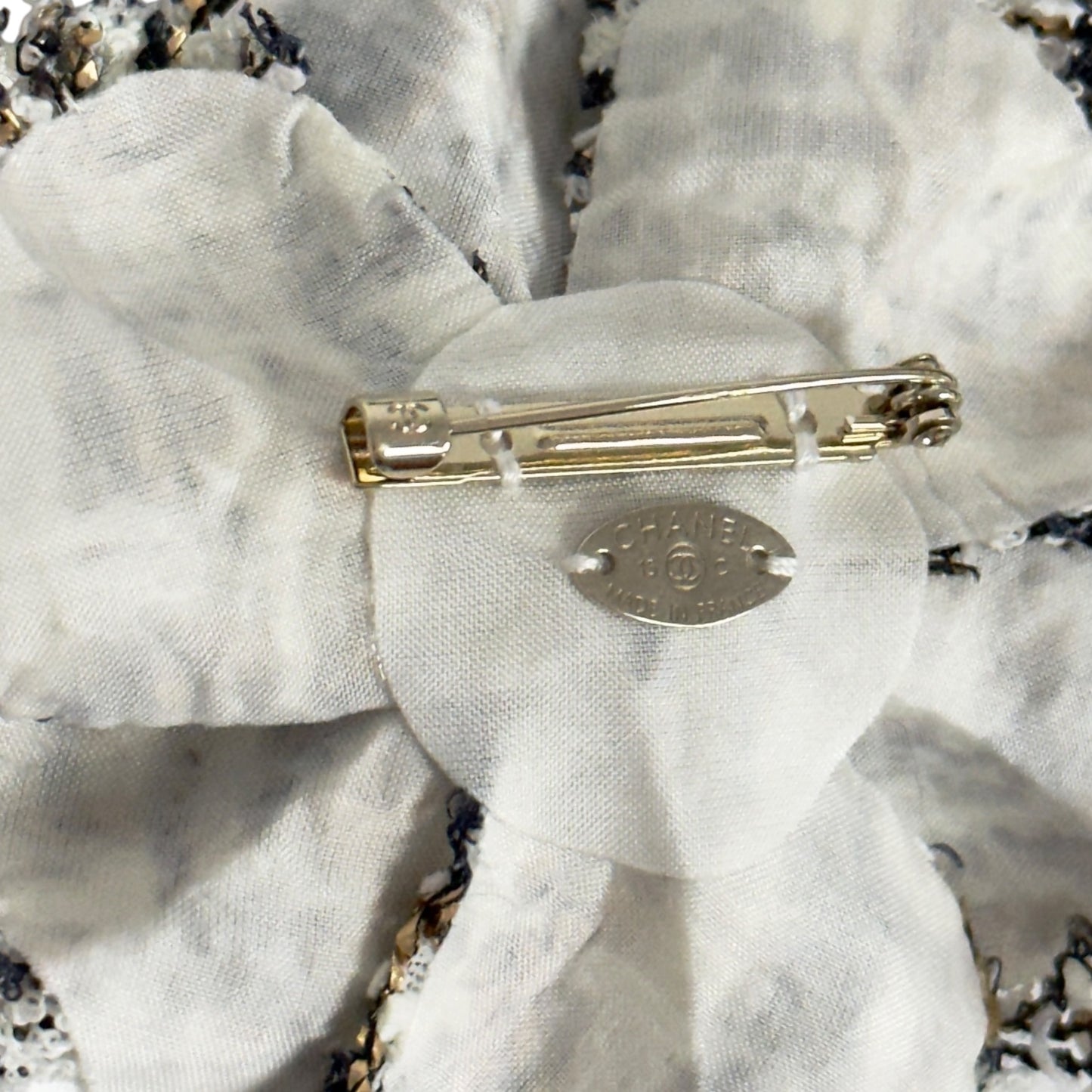 CHANEL 粗花呢 山茶花 胸針