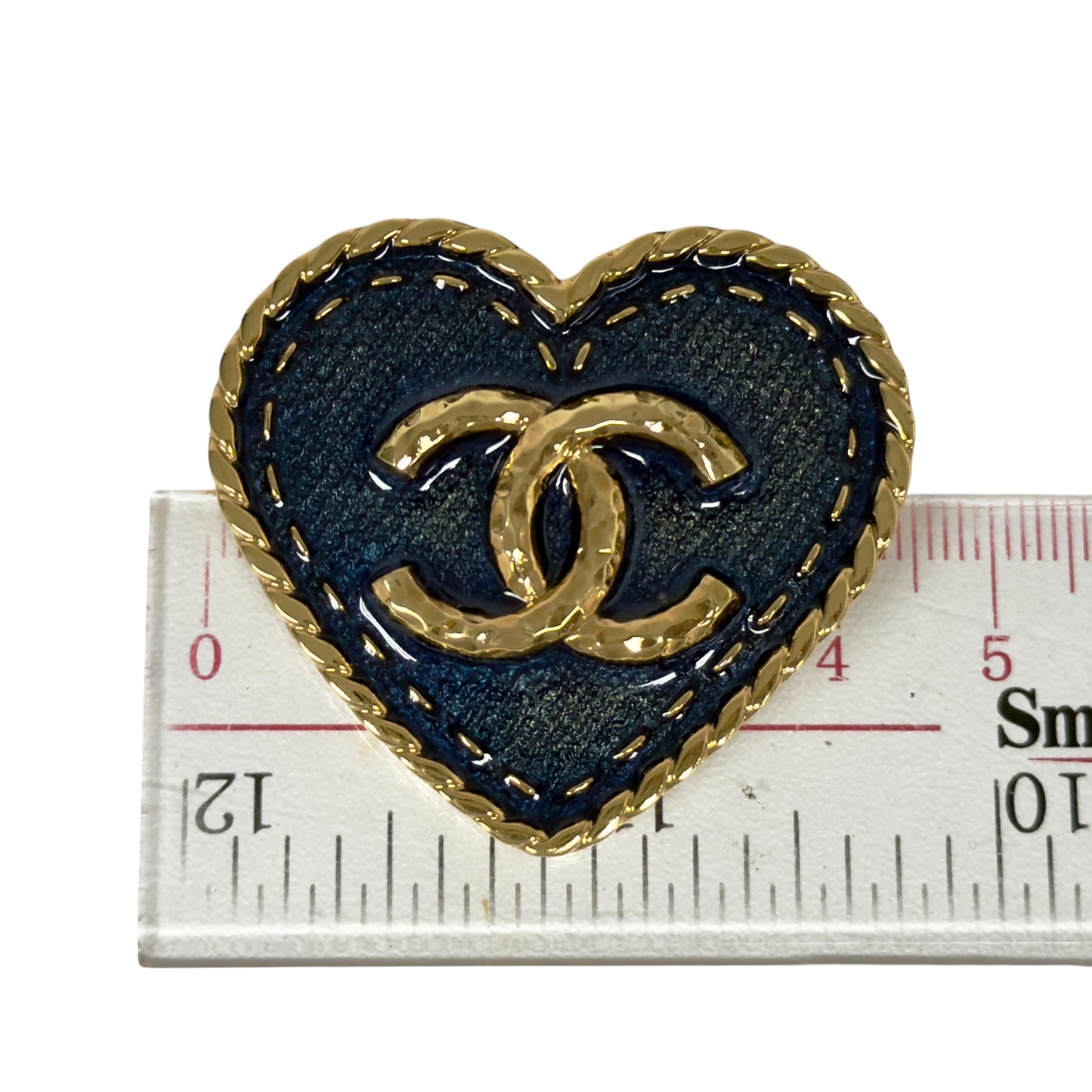 CHANEL *罕有* CC 牛仔 愛心 胸針