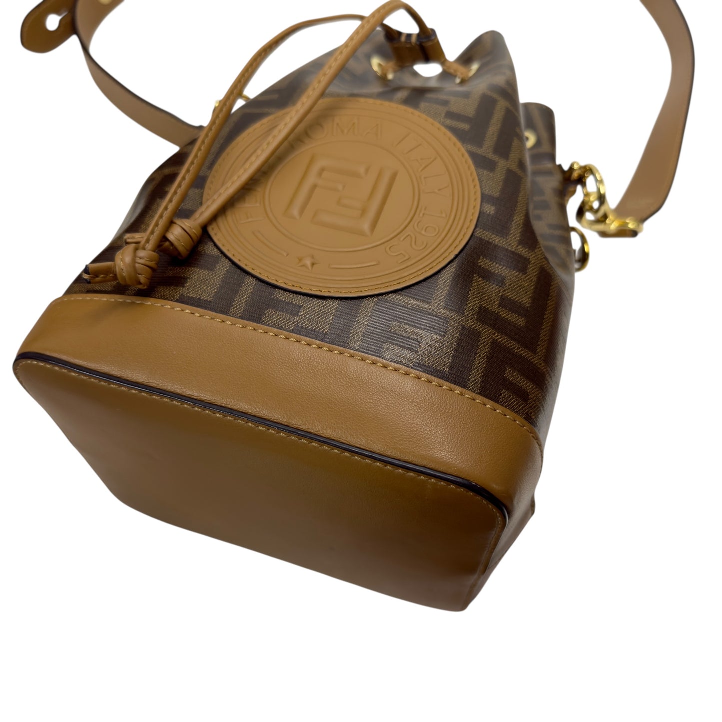 FENDI FF 水桶包