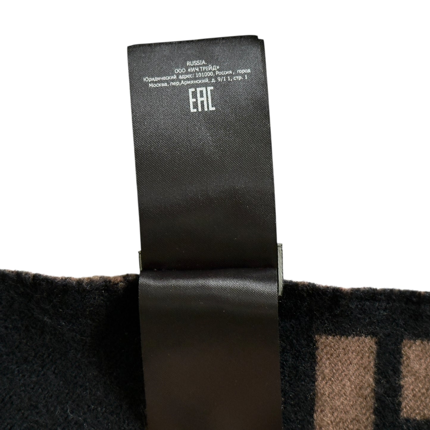 FENDI FF 雙面 頸巾