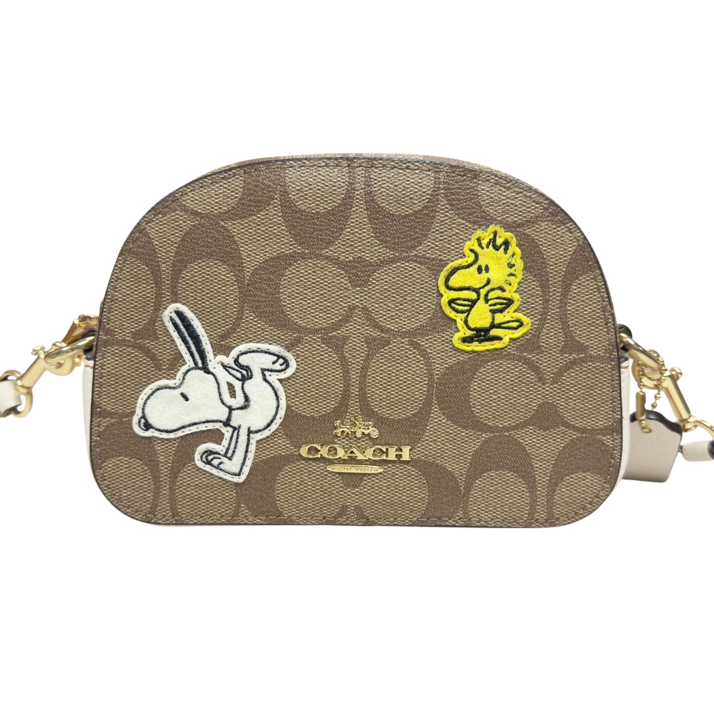 Coach 聯乘 Snoopy 斜揹袋