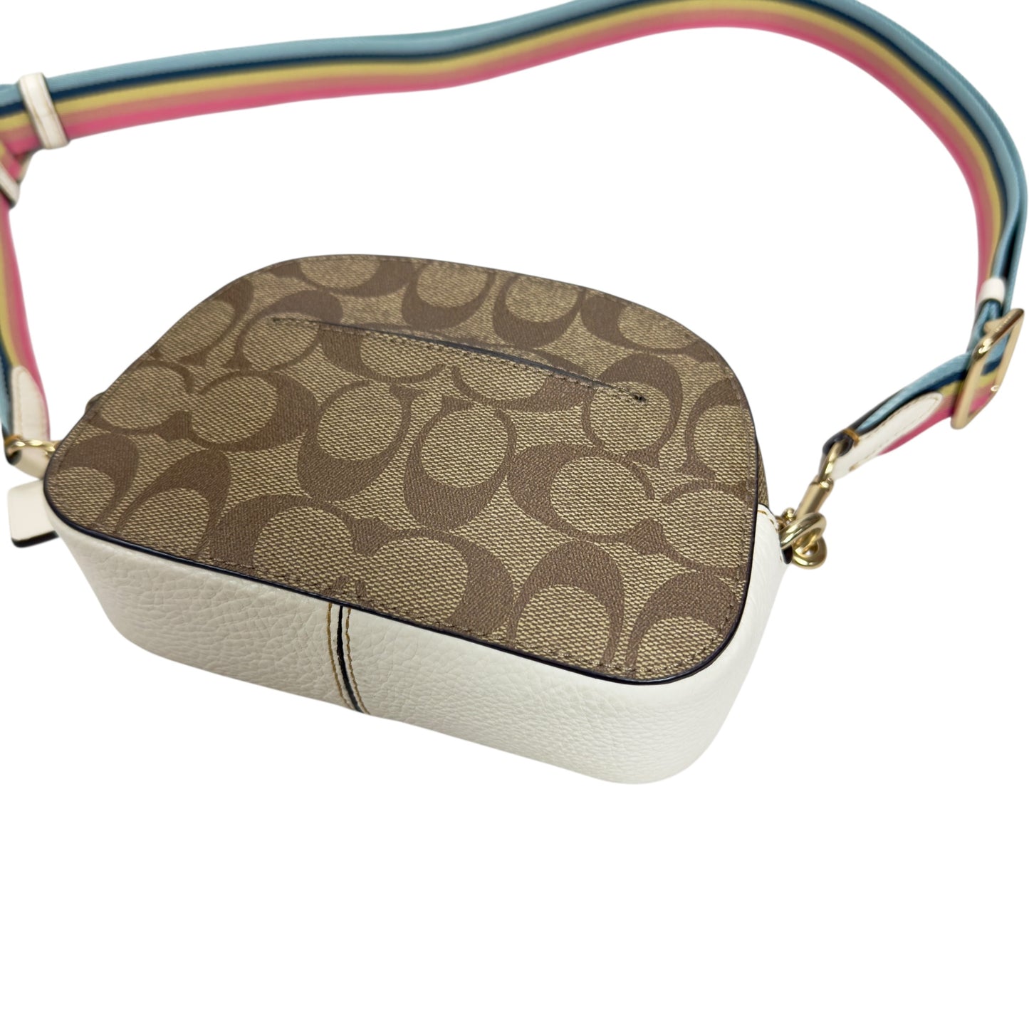 Coach 聯乘 Snoopy 斜揹袋