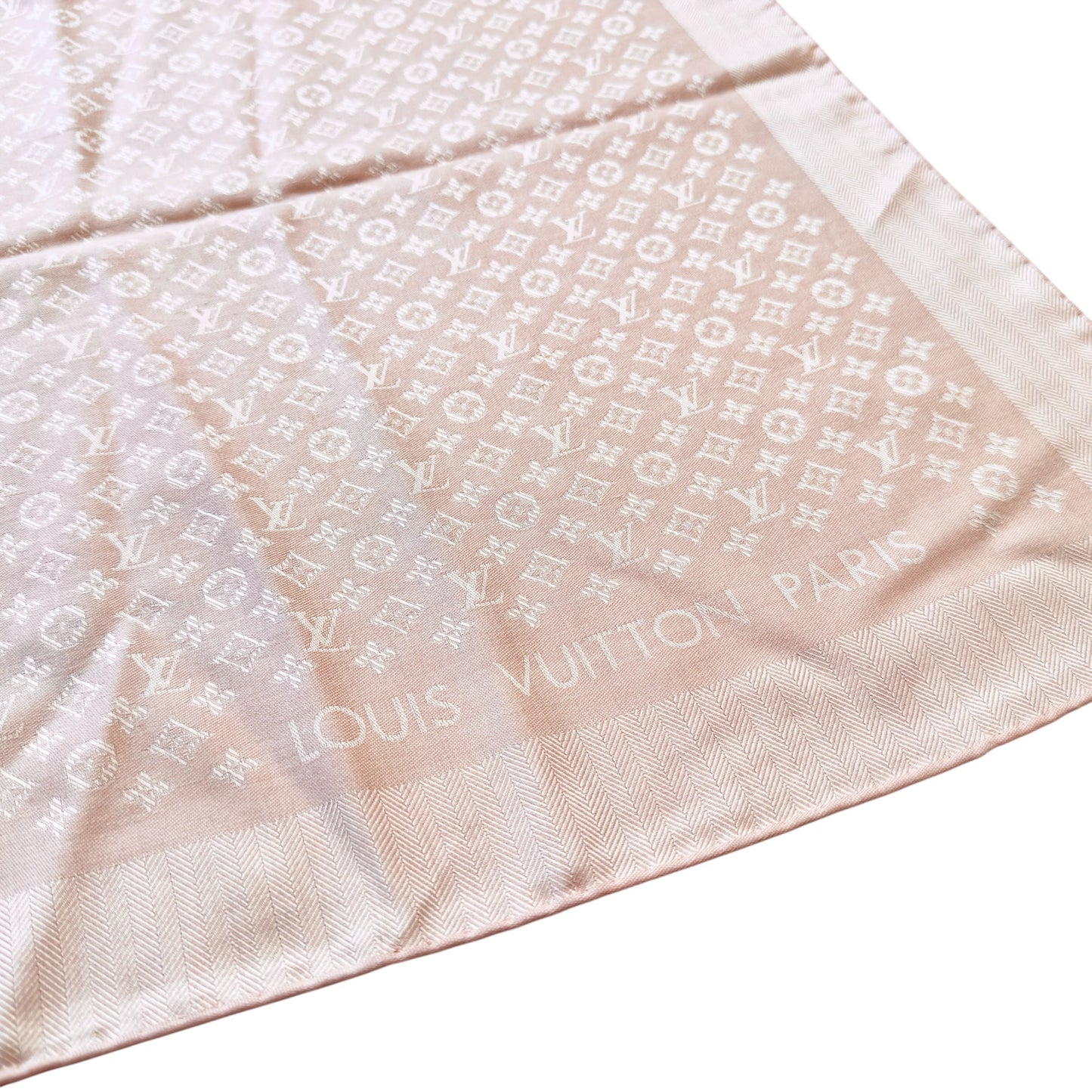 LOUIS VUITTON Evermore 老花 圍巾