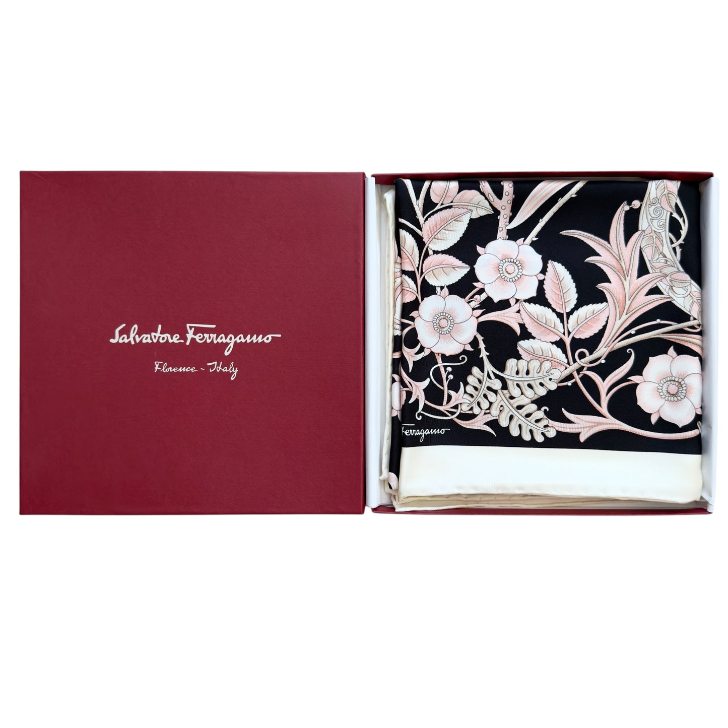 SALVATORE FERRAGAMO 絲巾