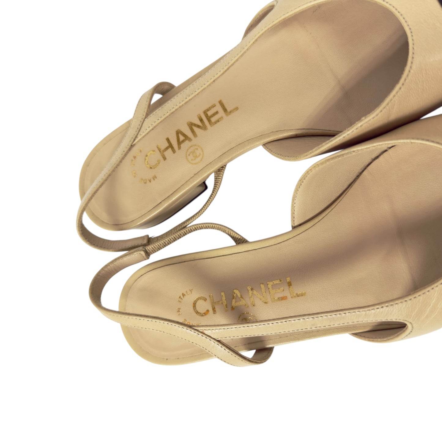 CHANEL CC 露踭平底鞋