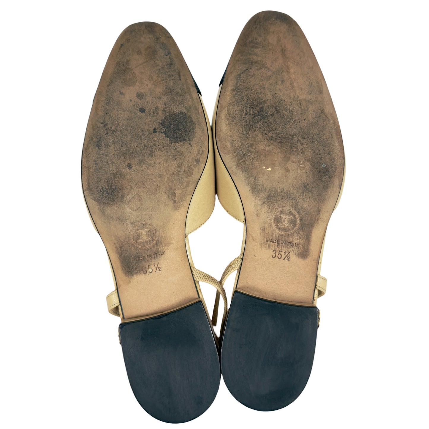 CHANEL CC 露踭平底鞋