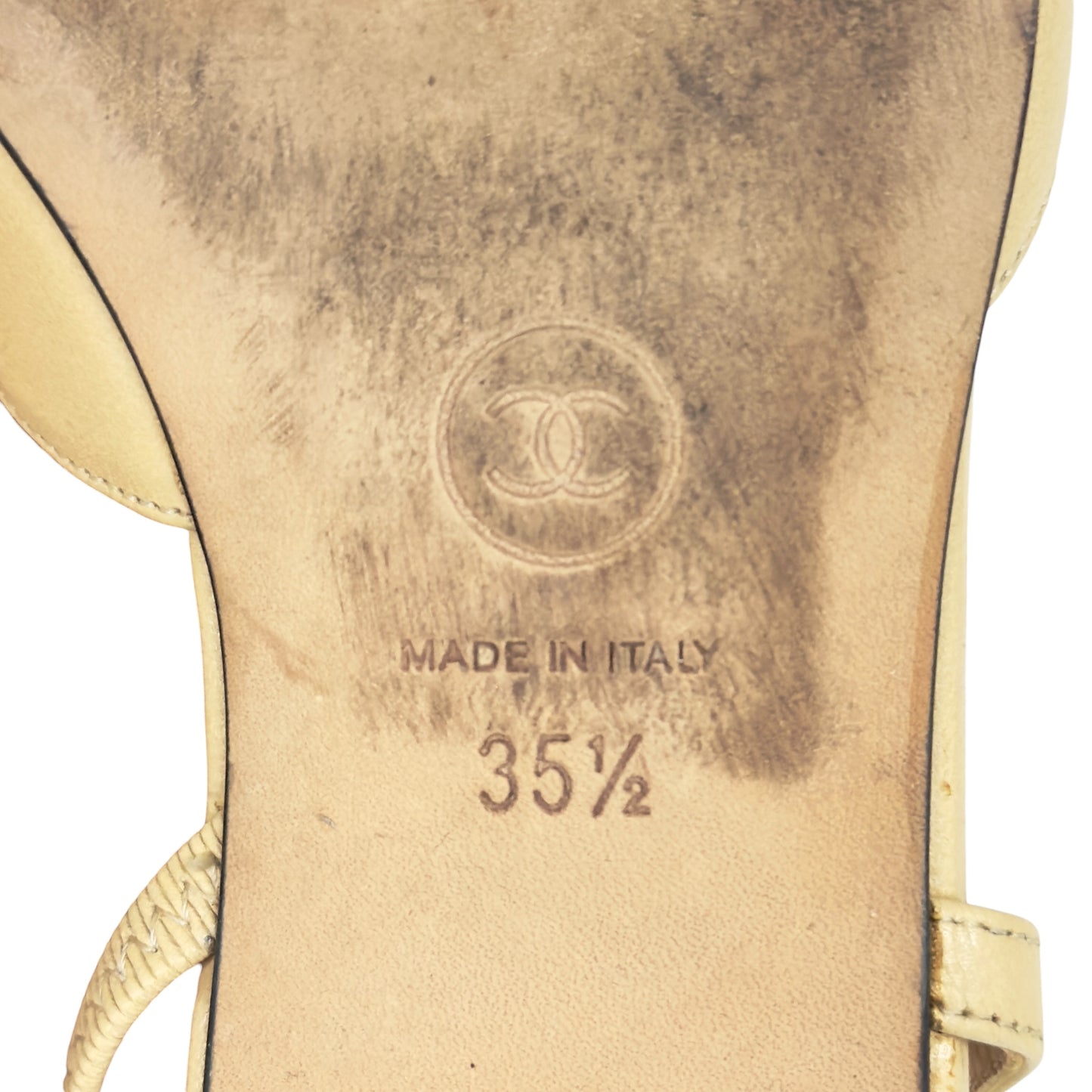 CHANEL CC 露踭平底鞋