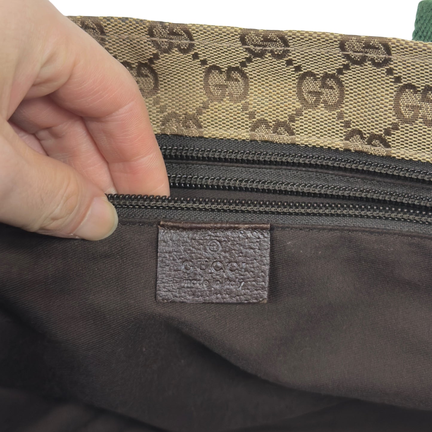 GUCCI GG 肩背包