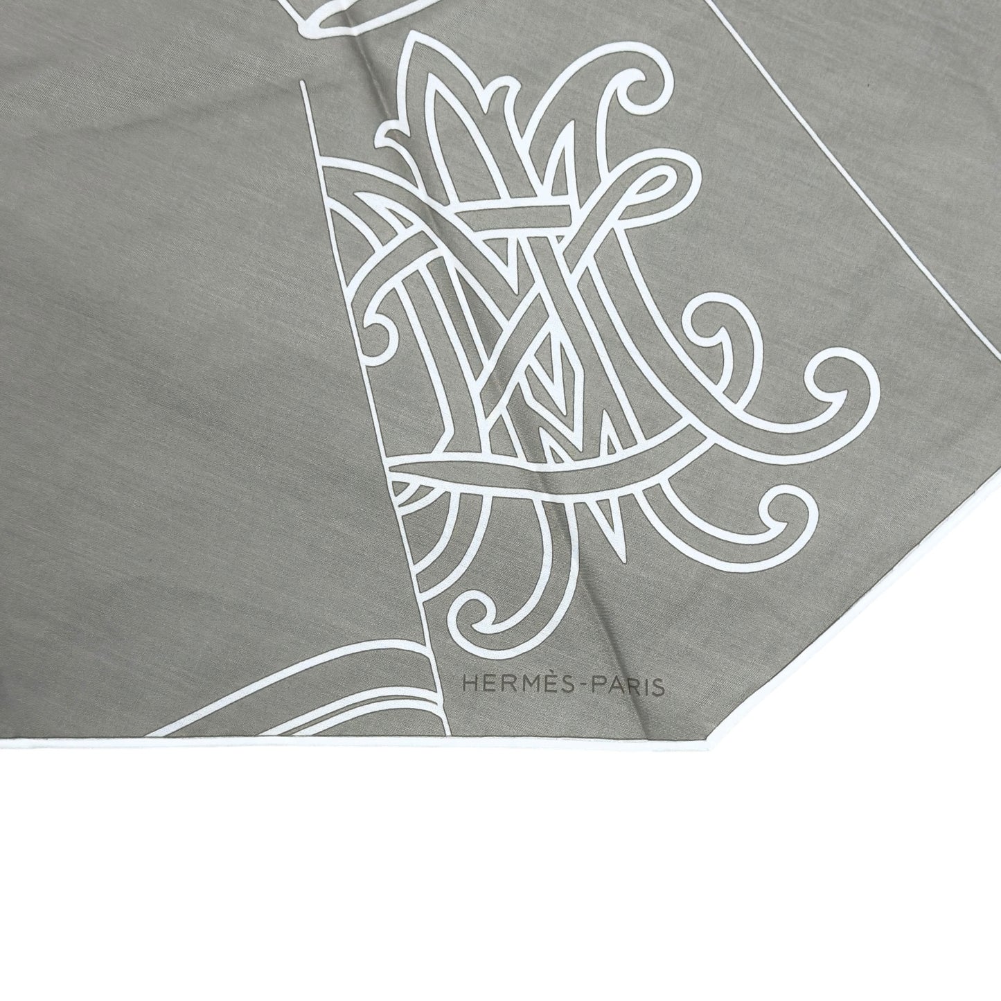 HERMES Grande Tenue losange 圍巾