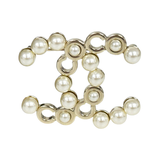 CHANEL CC 珠珠 胸針