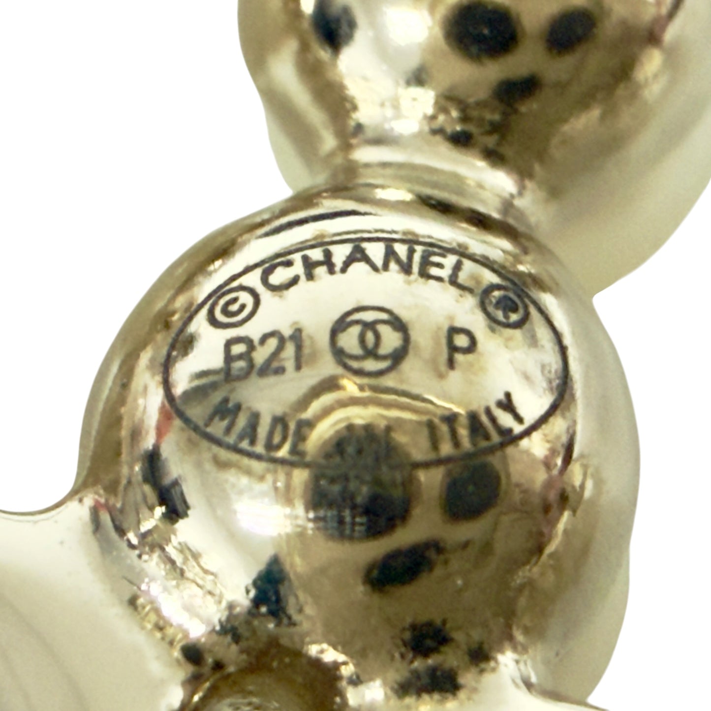 CHANEL CC 珠珠 胸針