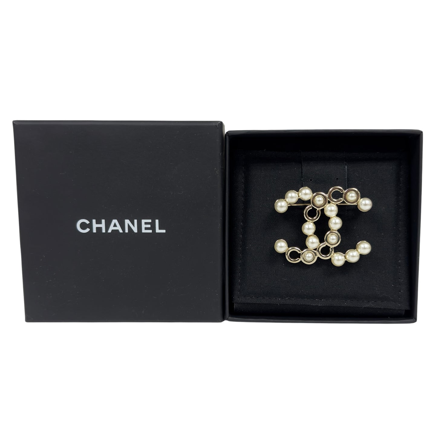 CHANEL CC 珠珠 胸針