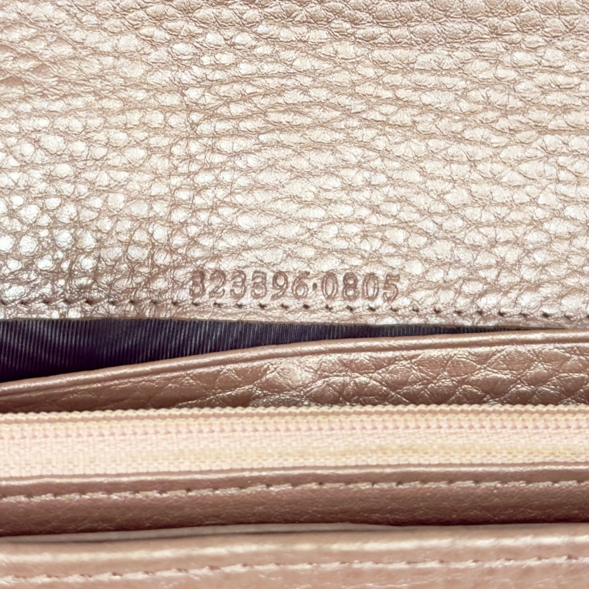 GUCCI *自加鏈＞送無品牌扣＋無品牌鏈帶* 長銀包 WOC