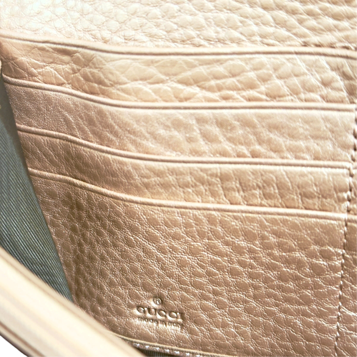 GUCCI *自加鏈＞送無品牌扣＋無品牌鏈帶* 長銀包 WOC