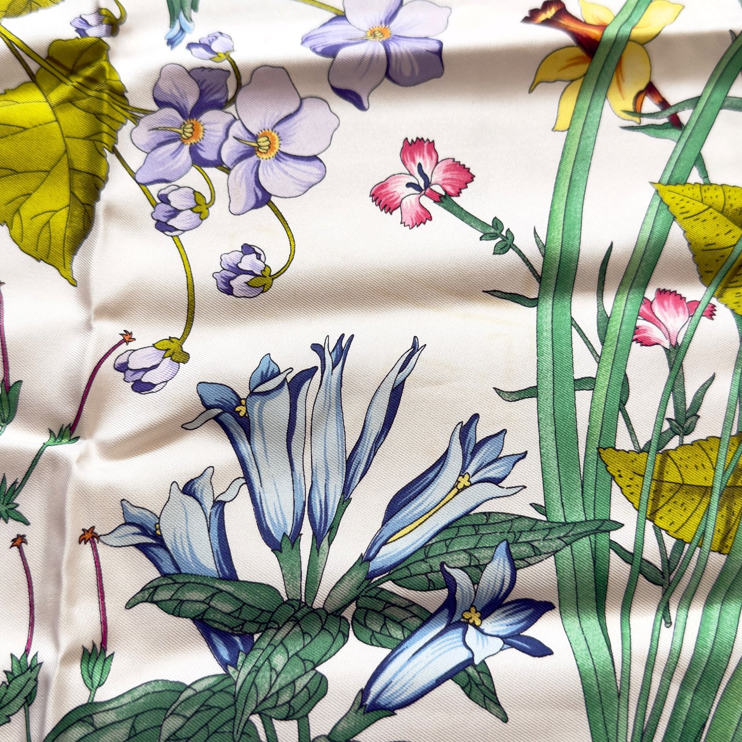 GUCCI Flora 絲巾