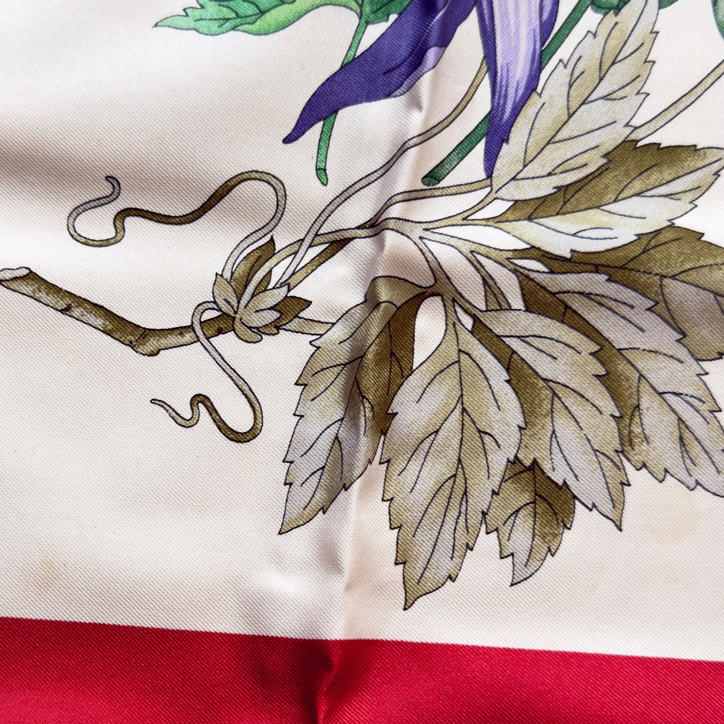 GUCCI Flora 絲巾