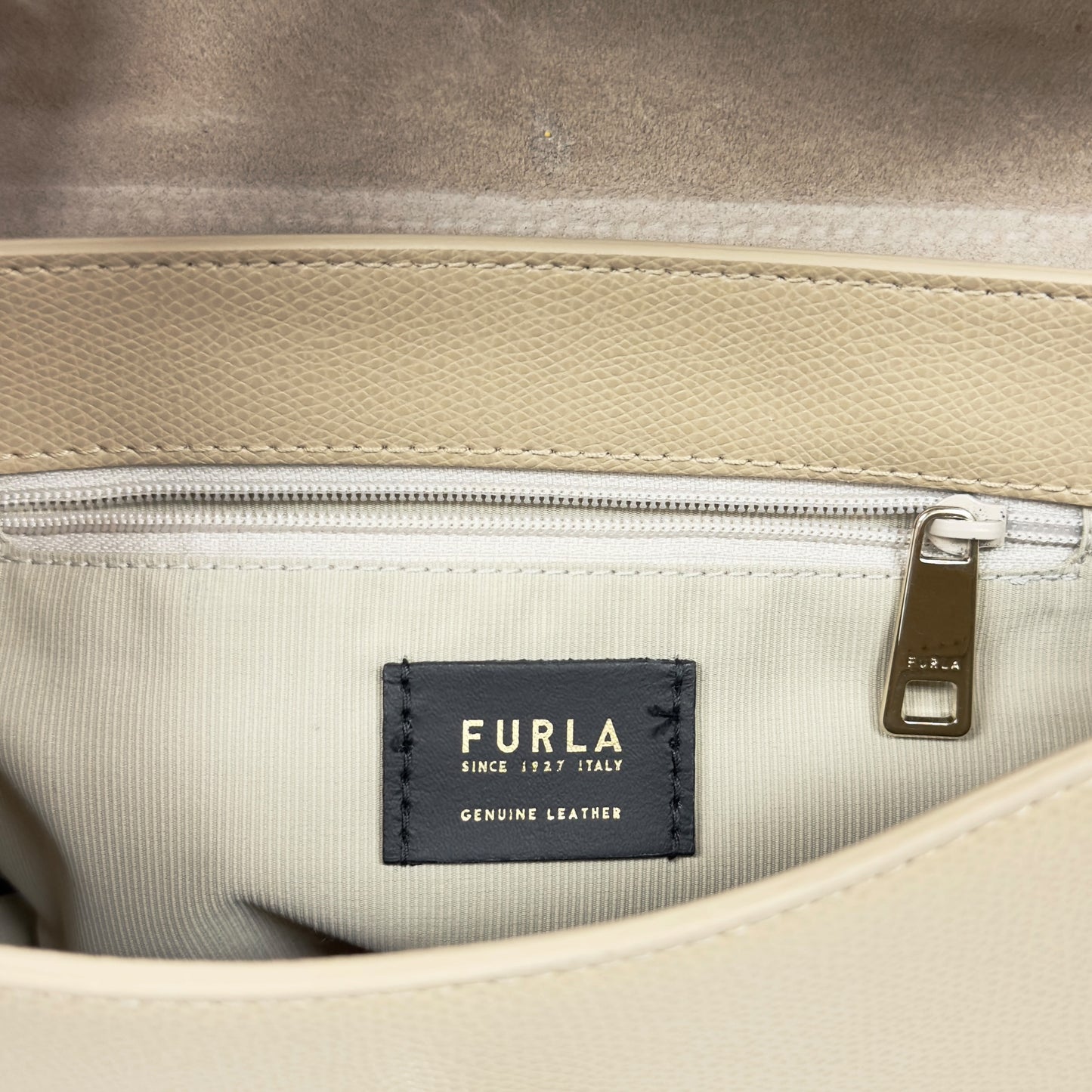 FURLA 肩背包
