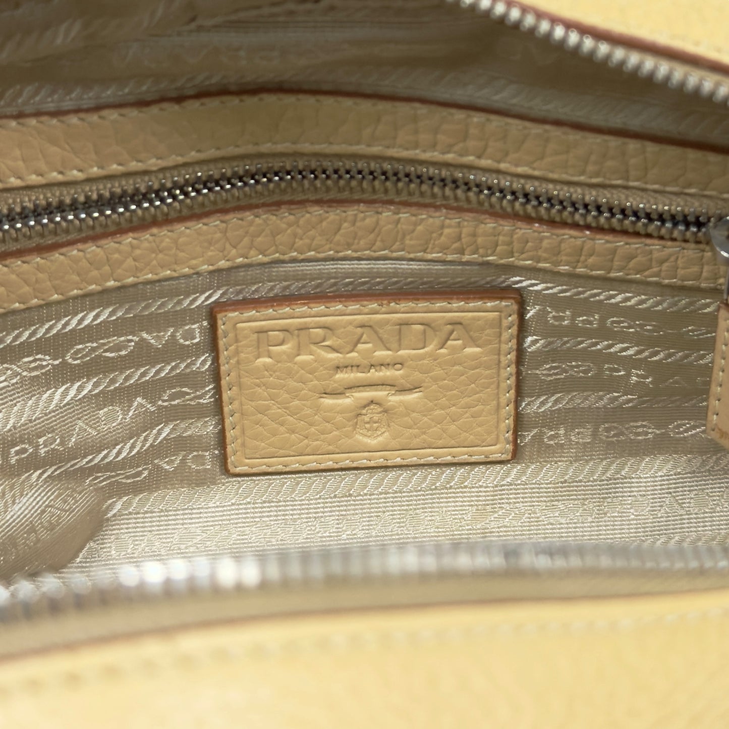 PRADA 三角標 手袋