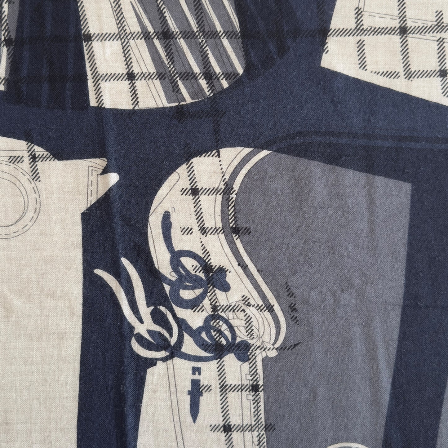 HERMES Imprimeur Fou Quadricube shawl 140 羊絨 圍巾