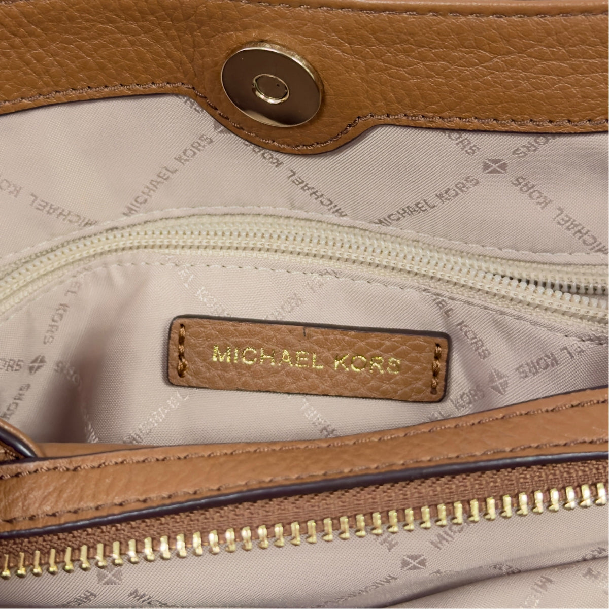 MICHAEL KORS 肩背包