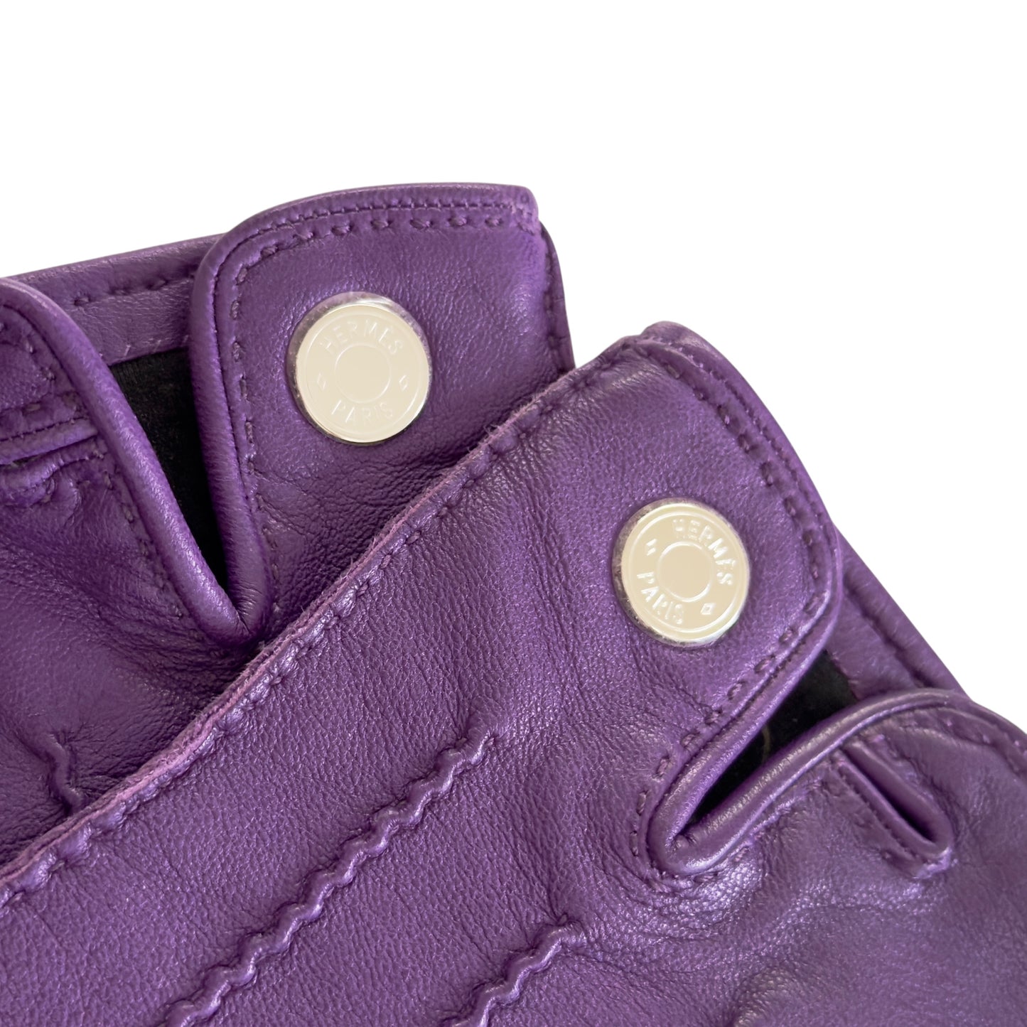 HERMES Clou De Selle 手套