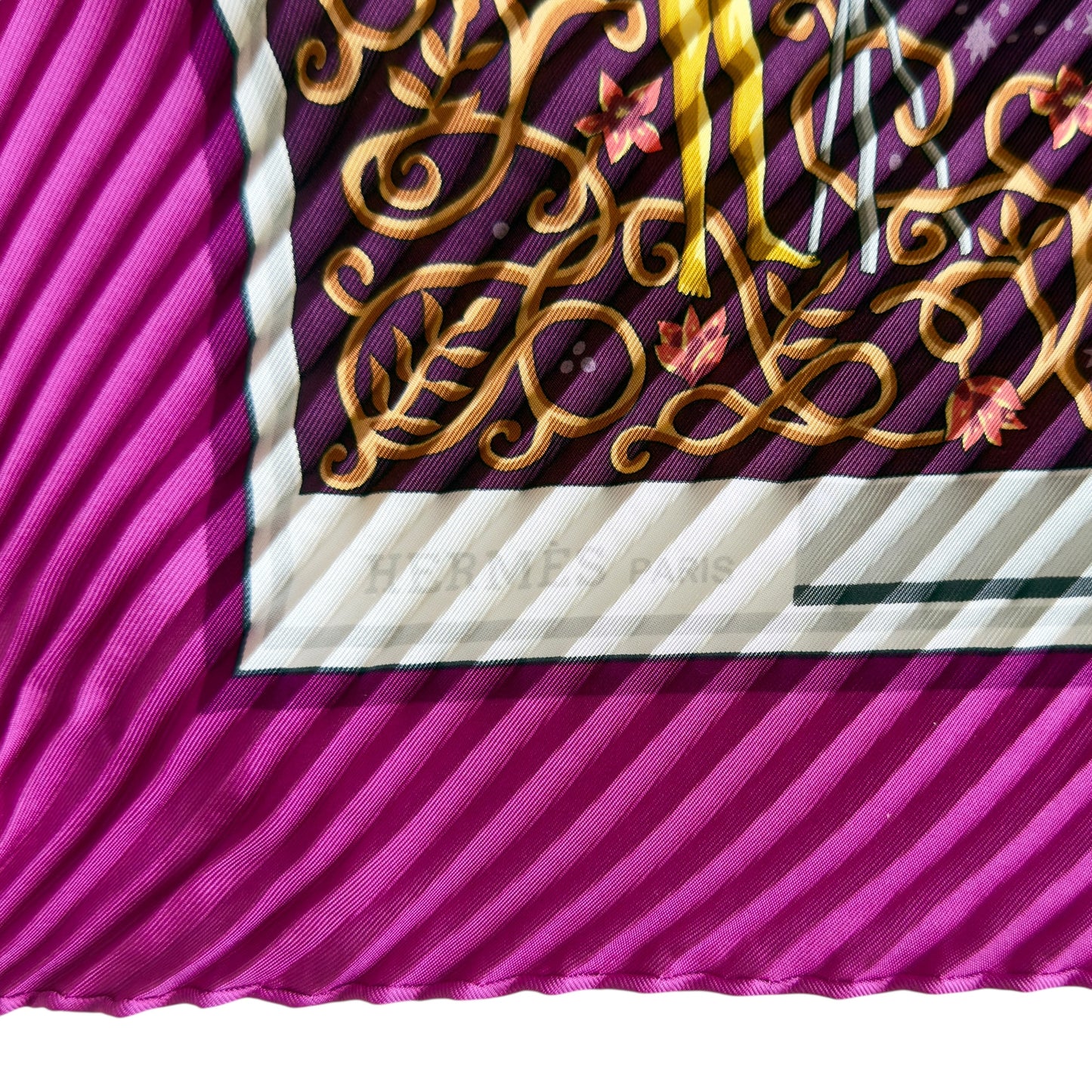 HERMES 皺褶 絲巾