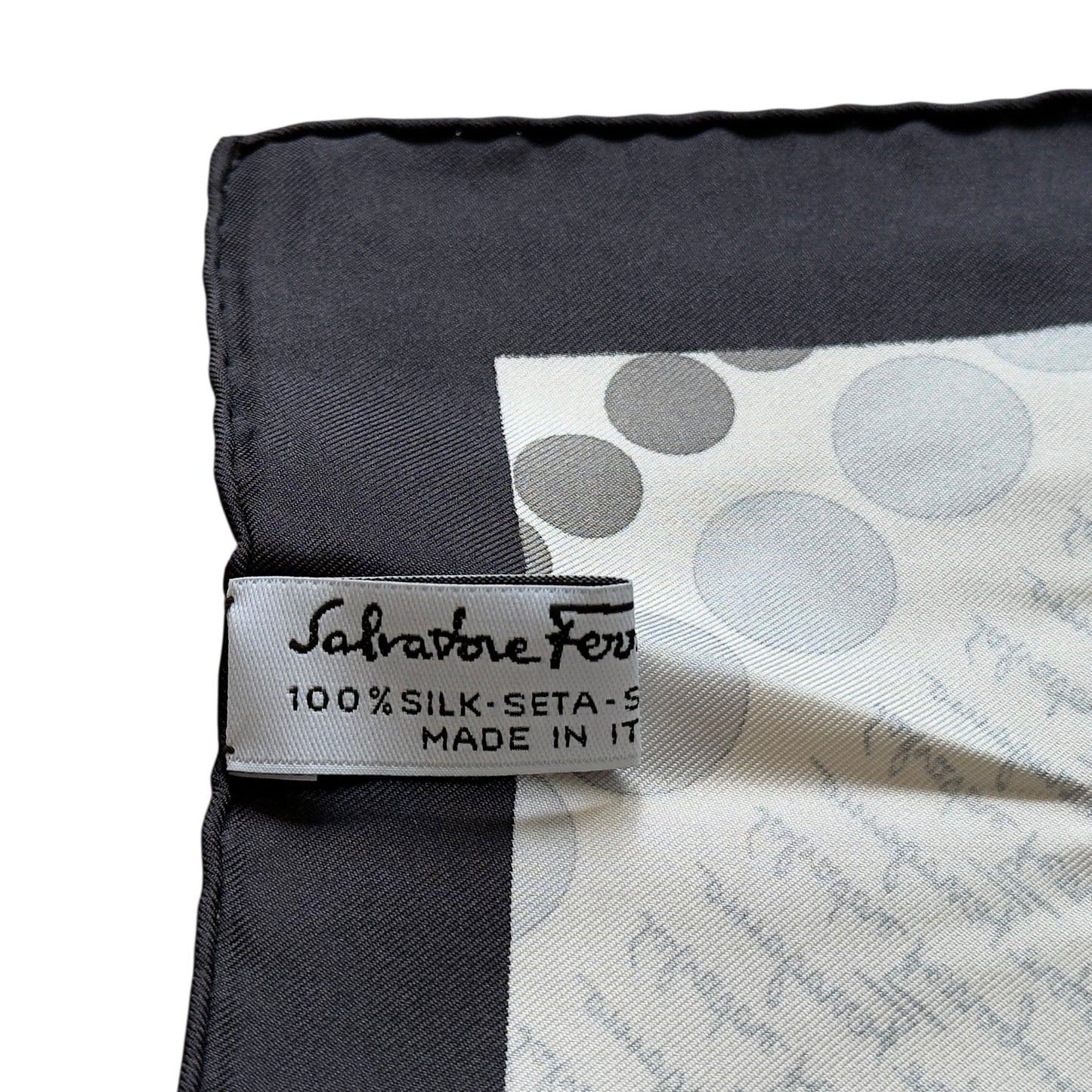 SALVATORE FERRAGAMO 絲質方巾